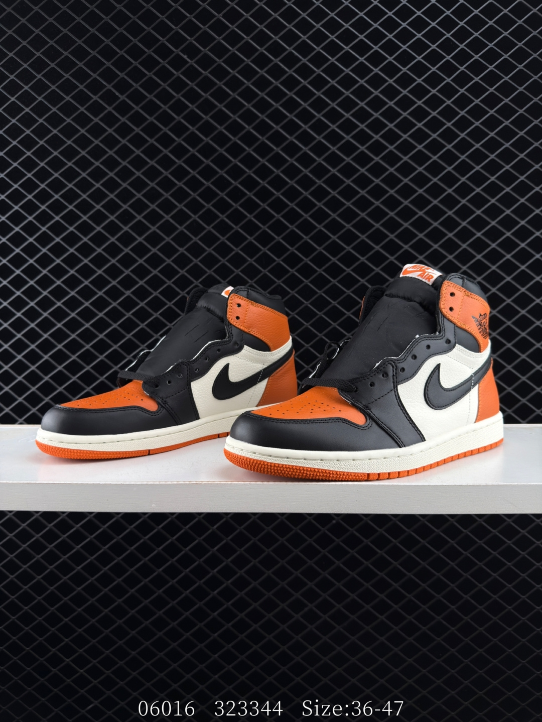 Nike AIR JORDAN 1 RETRO HIGH